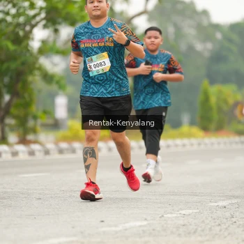 Runner Photo 3680804