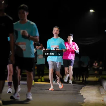 Runner Photo 3680843