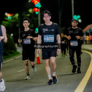 Runner Photo 3680870