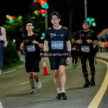 Runner Photo 3680873