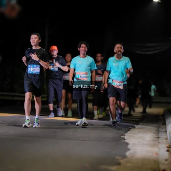 Runner Photo 3680875