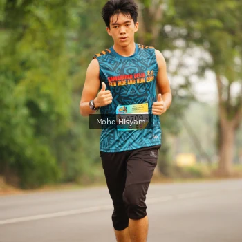 Runner Photo 3680902