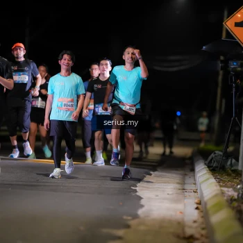 Runner Photo 3680905
