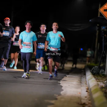 Runner Photo 3680910