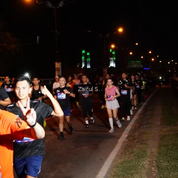 Runner Photo 3680924