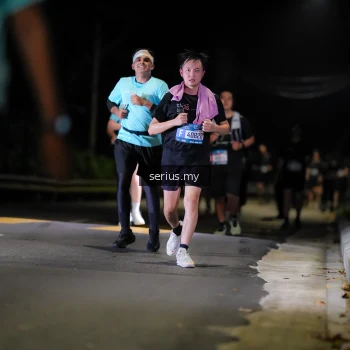 Runner Photo 3680996