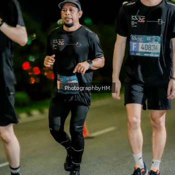 Runner Photo 3681005