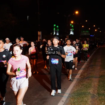 Runner Photo 3681037