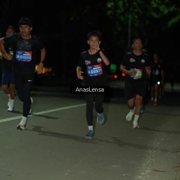Runner Photo 3681058