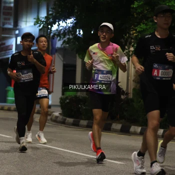 Runner Photo 3681076