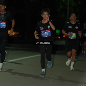 Runner Photo 3681083