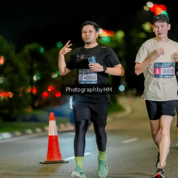 Runner Photo 3681086