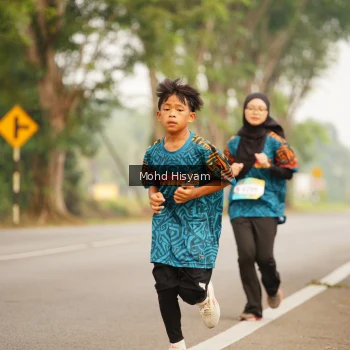 Runner Photo 3681118