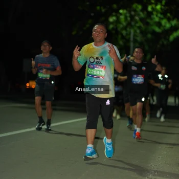 Runner Photo 3681193