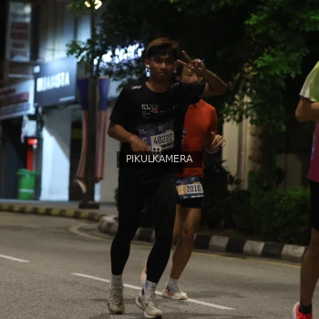 Runner Photo 3681195