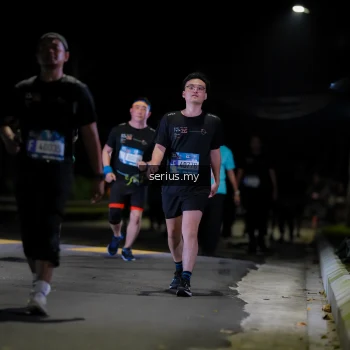 Runner Photo 3681249