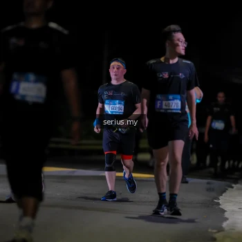 Runner Photo 3681261