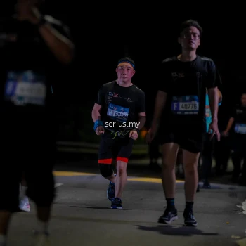 Runner Photo 3681273