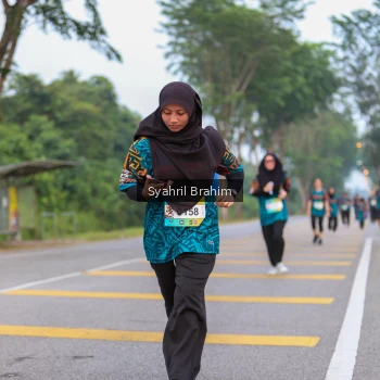 Runner Photo 3681296