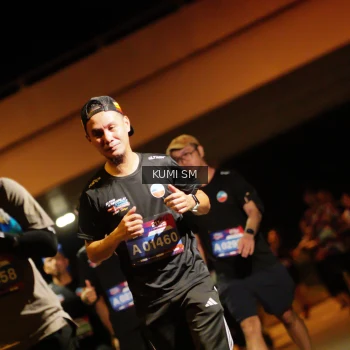 Runner Photo 3681344