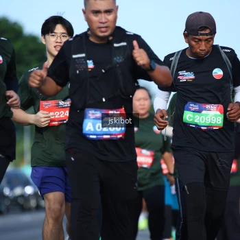 Runner Photo 3681366