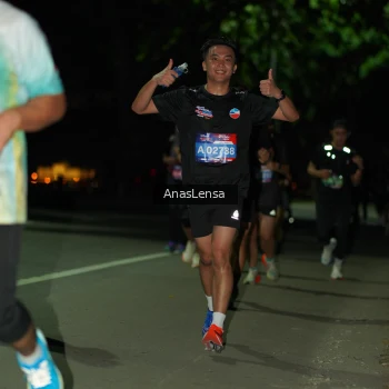 Runner Photo 3681379