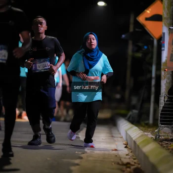 Runner Photo 3681386