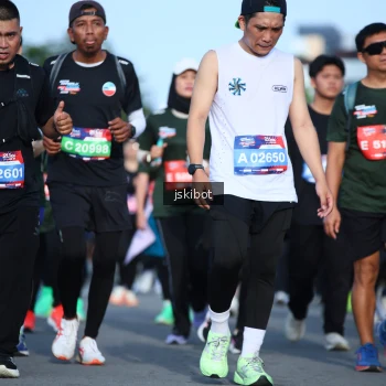Runner Photo 3681391