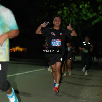 Runner Photo 3681394