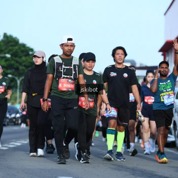 Runner Photo 3681437