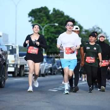 Runner Photo 3681467