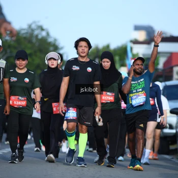 Runner Photo 3681480