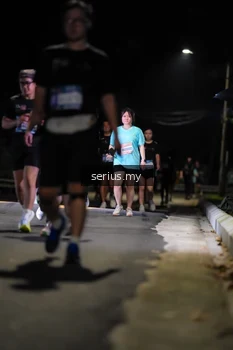 Runner Photo 3681492