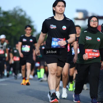 Runner Photo 3681527