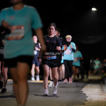 Runner Photo 3681536