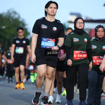 Runner Photo 3681541