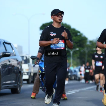 Runner Photo 3681553