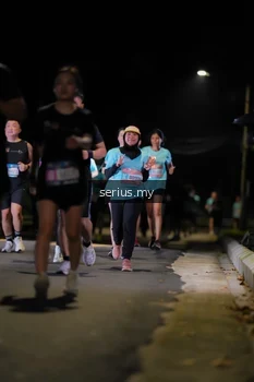 Runner Photo 3681595