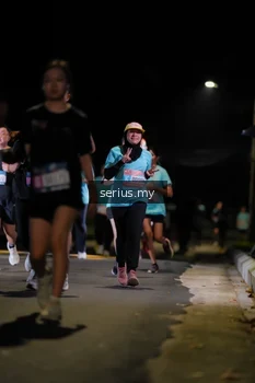Runner Photo 3681610