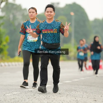 Runner Photo 3681636