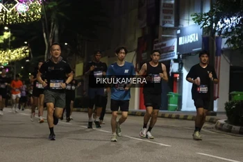 Runner Photo 3681655