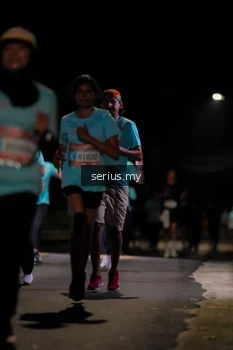 Runner Photo 3681657