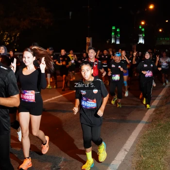 Runner Photo 3681676
