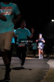 Runner Photo 3681700