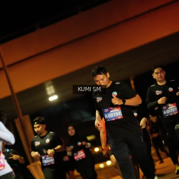 Runner Photo 3681706