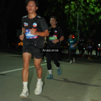 Runner Photo 3681709