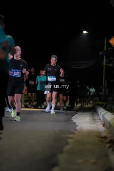 Runner Photo 3681713