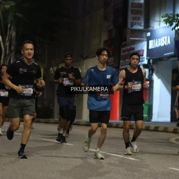 Runner Photo 3681736