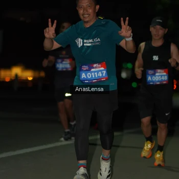 Runner Photo 3681741
