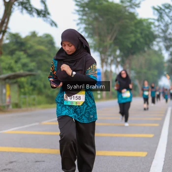 Runner Photo 3681755